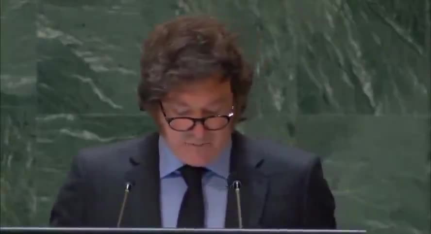 During his speech at the United Nations General Assembly, Argentine President Javier Milei rejected the inclusion of the bloody dictatorships of Cuba and Venezuela in the Human Rights Council. In this same house, which claims to defend human rights, they have allowed bloody dictatorships such as those of Cuba and Venezuela to enter the Human Rights Council, without the slightest reproach, Milei said.