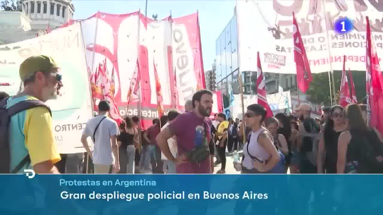 In Argentina, thousands of people have taken to the streets of Buenos Aires in protest by retirees, one of the sectors most affected by the policies of Milei