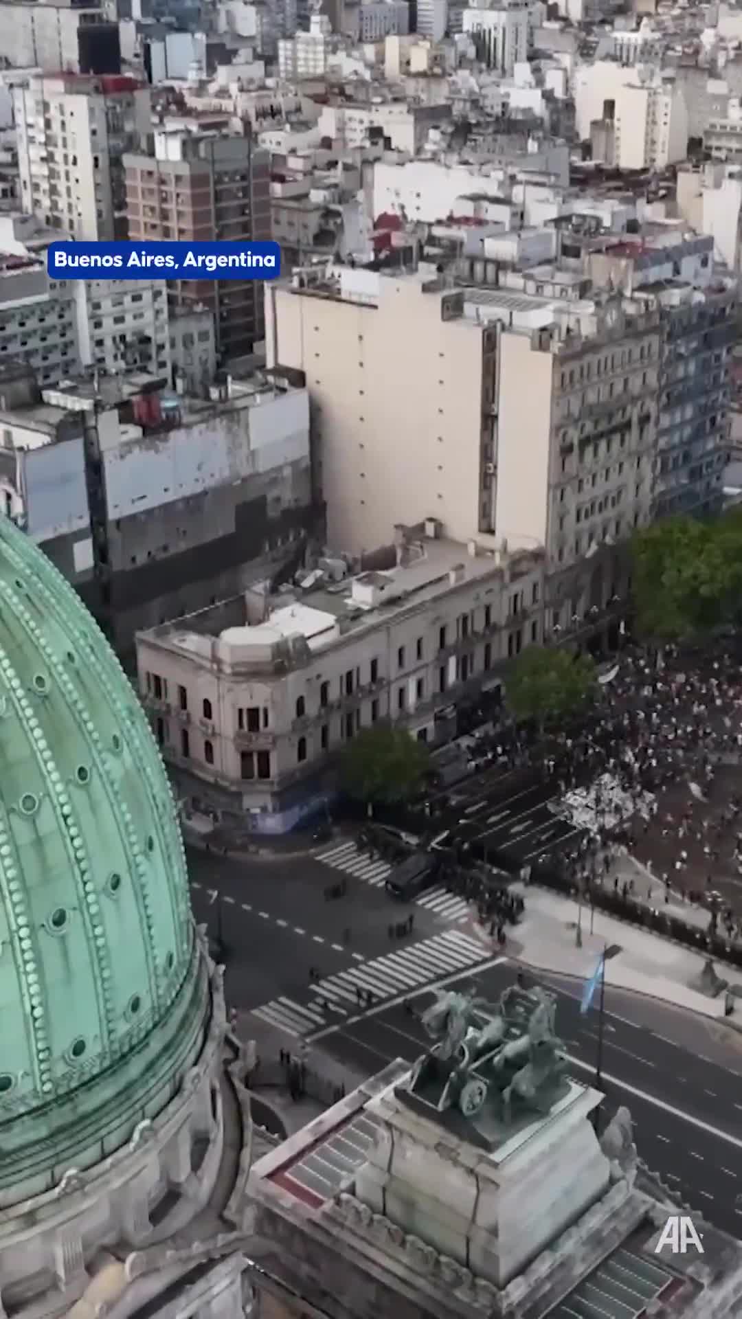 Clashes broke out near Argentina’s Congress as riot police used tear gas and water cannons against protesters during a nationwide strike over a labor reform bill backed by President Javier Milei The bill passed the Chamber of Deputies with 135 votes in favor and 115 against after hours of debate