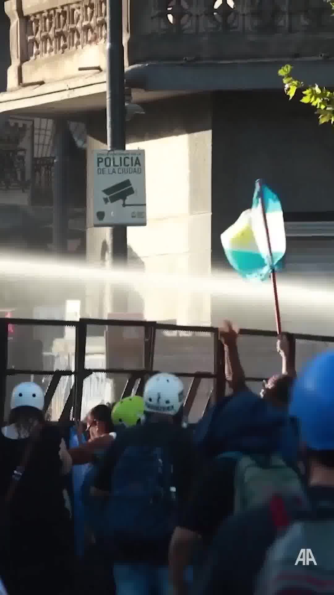 Clashes broke out near Argentina’s Congress as riot police used tear gas and water cannons against protesters during a nationwide strike over a labor reform bill backed by President Javier Milei The bill passed the Chamber of Deputies with 135 votes in favor and 115 against after hours of debate